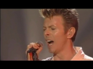 David bowie the voyeur of utter destruction (as beauty) (live in france 1995)