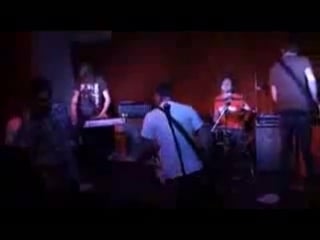 The amity affliction i heart throbsy (live)