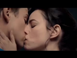 Цепляясь за лёд \ spinning out (justin and kat) troubled water