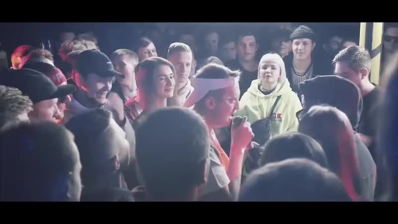 Очередняра смеет трогать папича