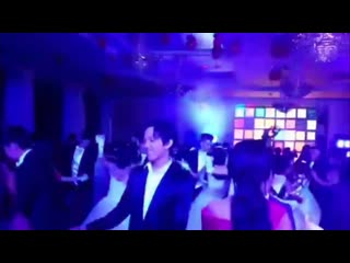 Димаш танцует польку dimash dancing polka