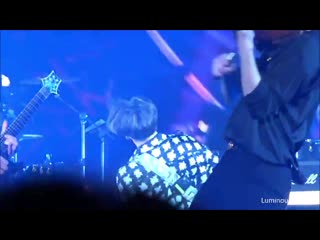 190803 슈퍼밴드 서울콘서트 i d c 우성 focus 우성이가 막 날아다님 섹시한 내 천사 @therose 0803 우성 김우성 woosung sammy ウソン wolf face therose