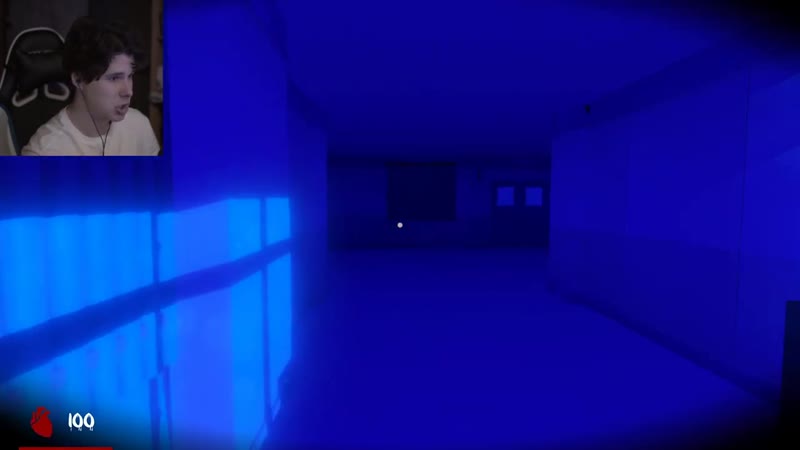 [windy31] нажми q чтобы выжить в симуляторе больной девушки