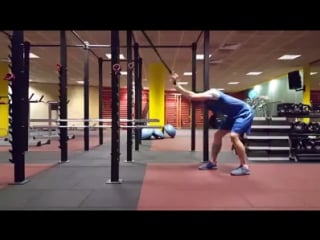 Overhead positioning banded overhead distraction