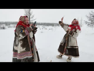 Девушка волонтёр в тундре алёна сэротэтто | ясавэй кочевник xxi века 2 часть