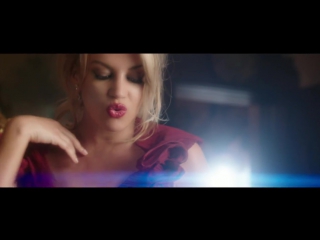 Samantha jade ft pitbull shake that