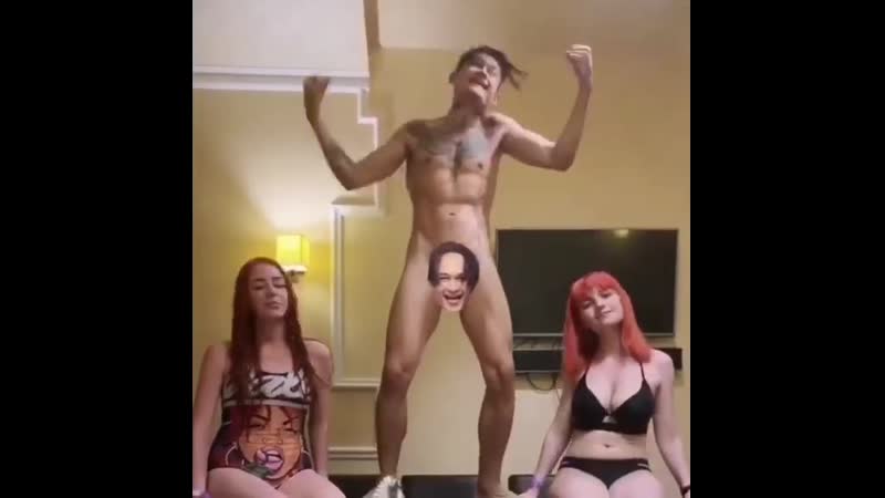 Голый моргенштерн,внимание на тень от пениса