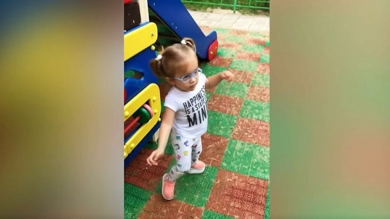 Лизонька пошла сама!