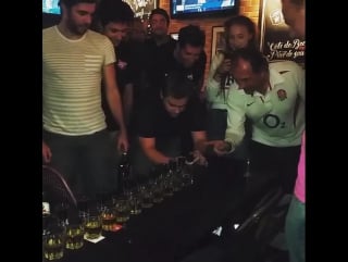 Elisetheworld englandvsautralia 🏈 jägerbomb avec sansa stark #gameofthrones #sansastark