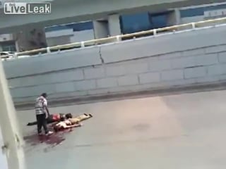 Китаец зарезал жену, ее друга и себя