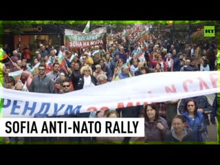 Hundreds rally against nato in sofia
