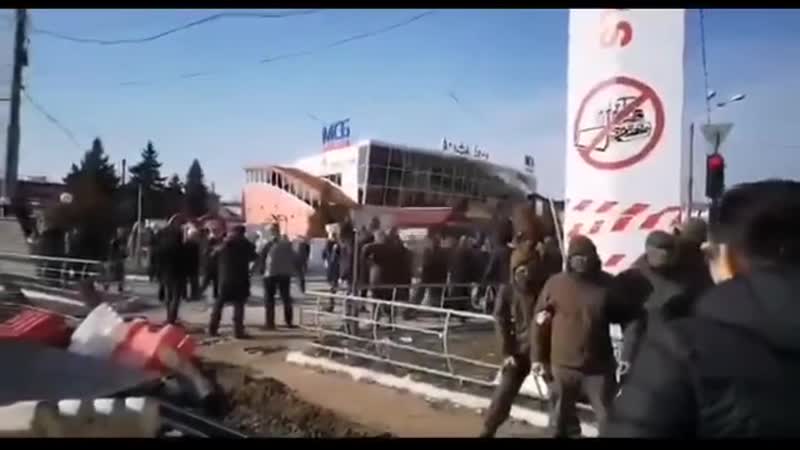 В харькове на барабашово столкновения и поджоги