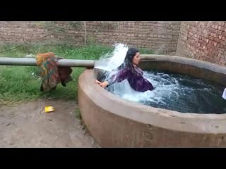 Vlog village life vlog pakistan alia malik latest vlog vidoe 2020 bata movies(720p hd) mp4