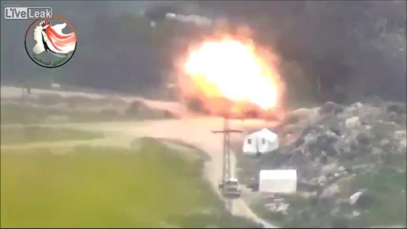 Сирия уничтожение тойоты боевиков с установленным безоткатным орудием из птрк саа