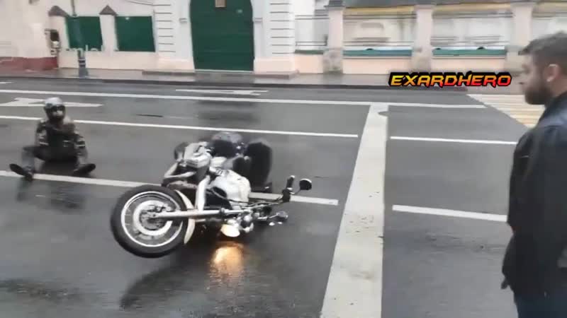 Германа ягодку избил дед байкер