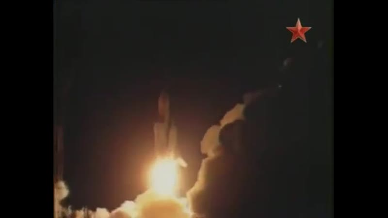 Буран, выведенный на орбиту сверхтяжёлой ракетой энергия