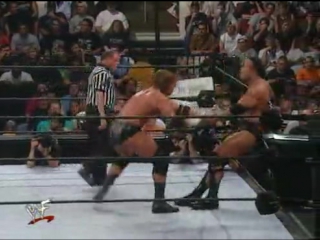 Wwf summerslam 2000 the rock vs kurt angle vs triple h (wwf championship)