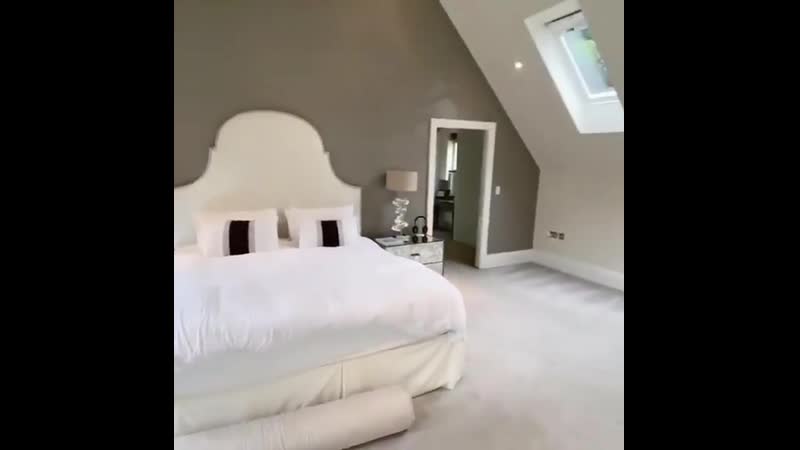 Шикарная комната на мансарде кто то точно оценит ее по достоинству