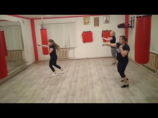 Клуб фитбокса "манго" бой с тенью в составе малой группы
