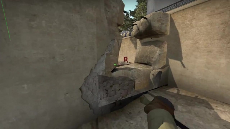 Flash, smoke, molotov grenades for rush retake b on de dust2