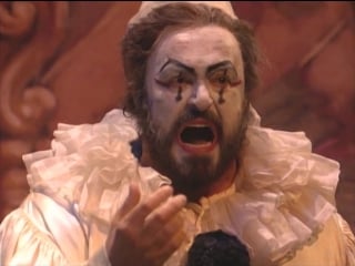 Pagliacci (luciano pavarotti, teresa stratas, juan pons, dwayne croft; franco zeffirelli, james levine, 1994)