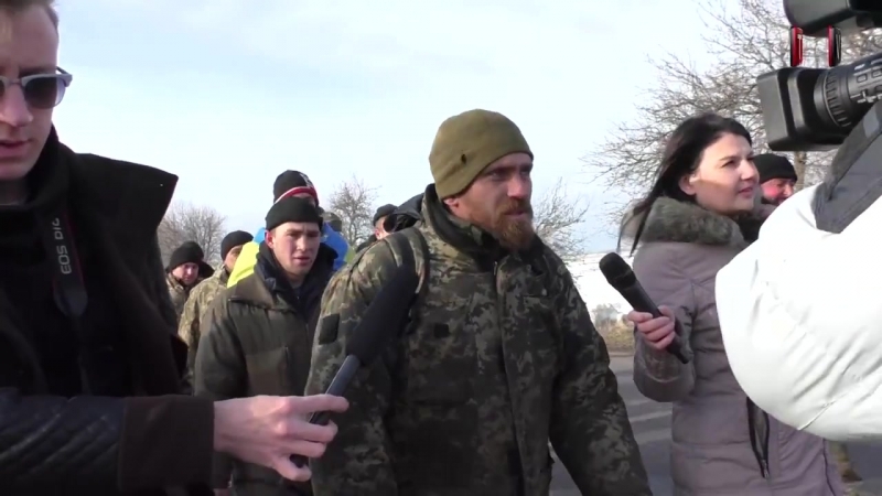 Бійці 53 ї бригади прийшли пішки під прокуратуру