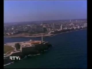 Up, bustle & out w havana's streets