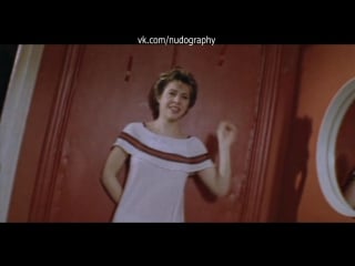 Грудь татьяны догилевой в фильме "пчёлка" (1993, александр сорокин)