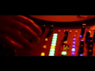 Tumi & chinese man live session for findspire studio