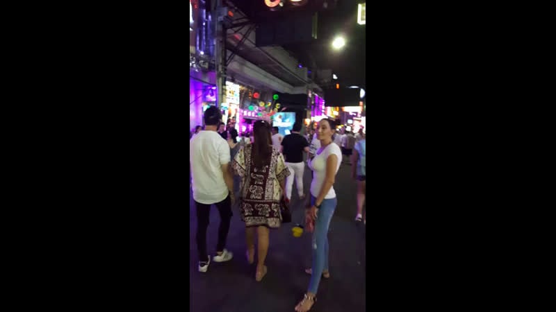 Волкин стрит паттайя таиланд