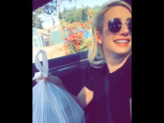 When chanel gets demoted by her minions #lunchbreak @praisethelourd @abbienormal9 #screamqueens