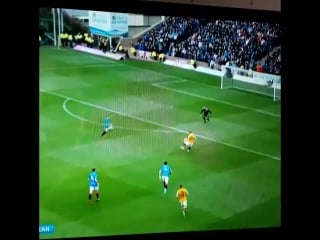 Gerrard teaching his rangers team a few old tricks