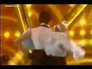 Alex swings oscar sings! miss kiss kiss bang