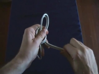 How to tie up computer cable mess with a daisy chain