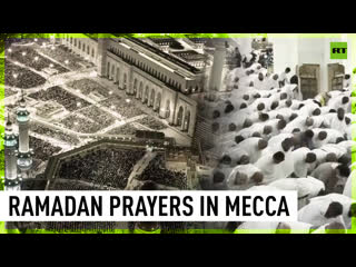 Muslims in mecca gather for prayer to celebrate coming of holy month of ramadan