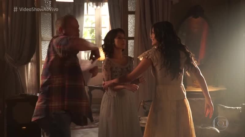 Vitória strada e andréia horta ensaiam cena de briga globoplay