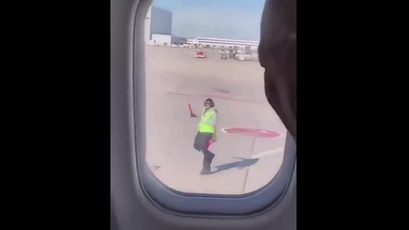 Dimitri vegas &amp; like mike ft afro bros &amp; sebastián yatra boom shakalaka