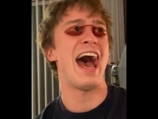 Insta @/ madelyncline