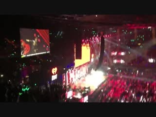 [181130] monsta x fancam intro + shoot out + dramarama + be quiet @ jingle ball in los angeles