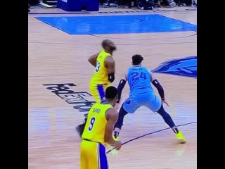 Леброн флоп