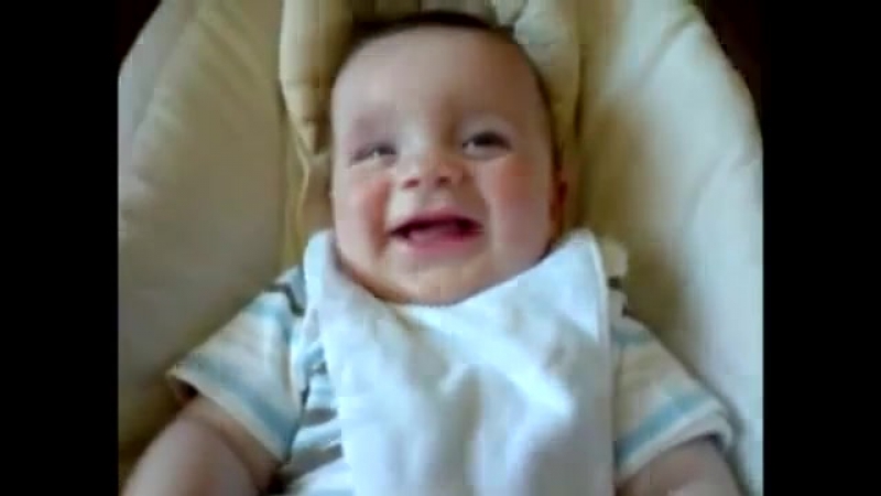 Заразительный смех детей