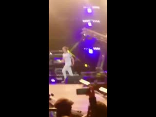 Tommy cash "u're f*cking amazing, babe"