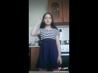 Сладкая малышка школьница маленькая сестренка тик ток лайкер (1350)