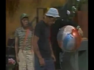 209 el chavo del ocho prohibido jugar futbol en el patio