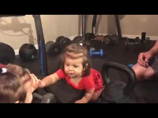 She was lifting weights and gave herself a kiss if there’s one thing i’m amazing at it’s building the self esteem of my little