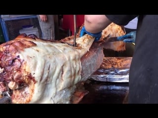 Epic whole pig bbq roast pig roast pork sandwich bbq hog borough market london street food