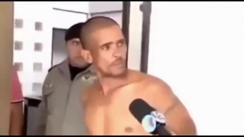 Знает чем пугать