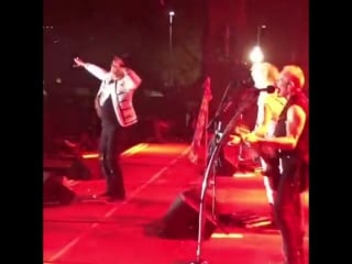 Сёрфинг в толпе под def leppard rocket (rockville, florida)29 04 2017