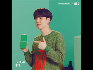 Look at him wiggle adorably