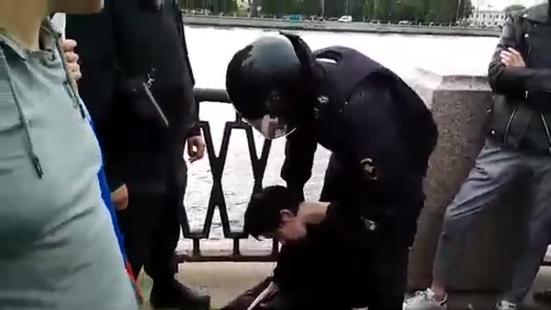 Росгвардейцы молодые секс карантин москва 2020 covid 19